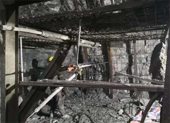 红河隧道建设案例